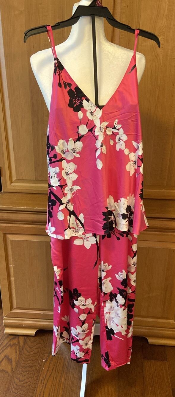 NEW! EXQUISITE PINK FLORAL CAMISOLE PAJAMA SET BY NATORI / X-LARGE / MSRP $170